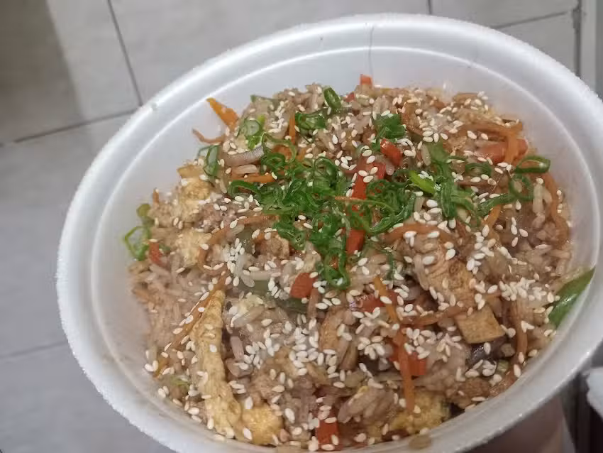 Abokado sushi moreno