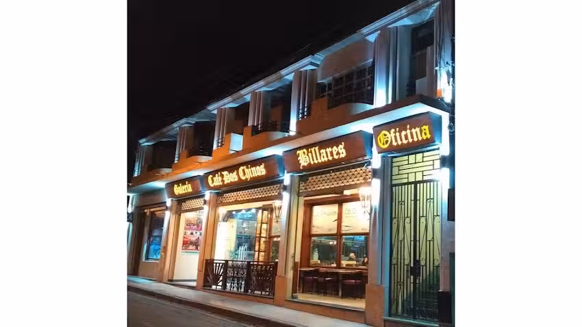 Caf&eacute; Dos Chinos