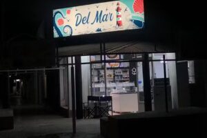 Del Mar &ndash; Pescaderia y sushi