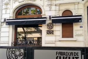 F&aacute;brica de Sushi