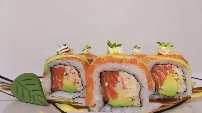 Guppy Sushi Solo Delivery