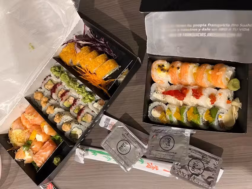 Jiro Sushi &ndash; Flores