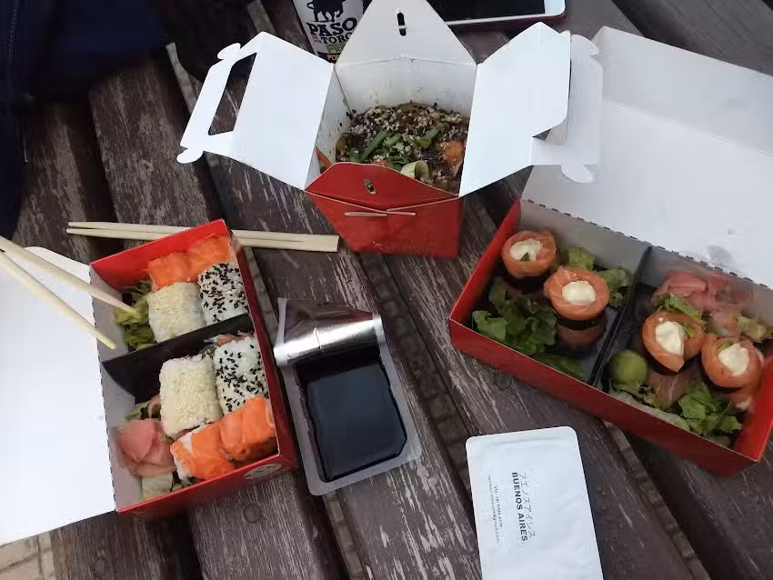 Okura &bull; Sushi & Wok