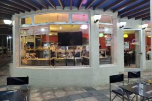 Restaurante Lucky comida China Tenedor libre