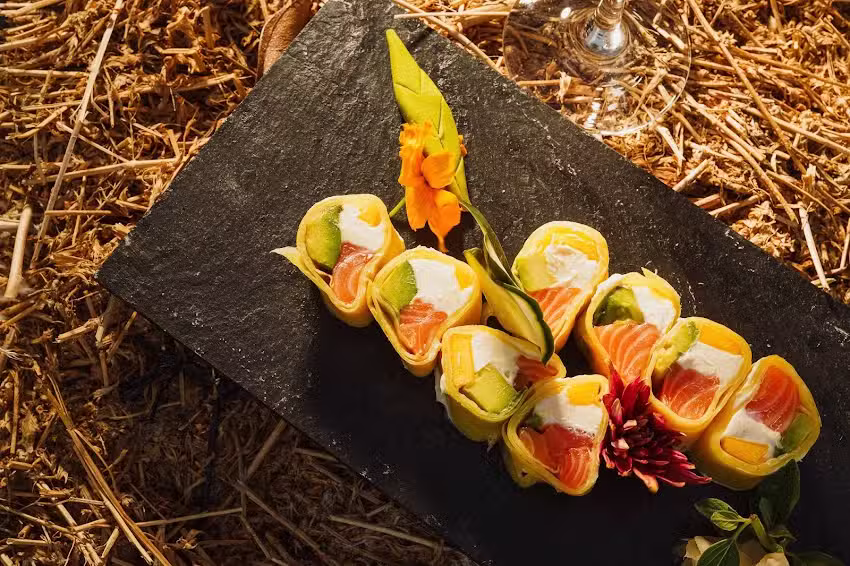 Savana Pizza & Sushi