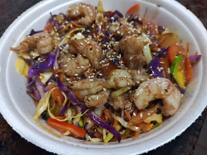 Tasty Wok & Sushi (Fusi&oacute;n Oriental)