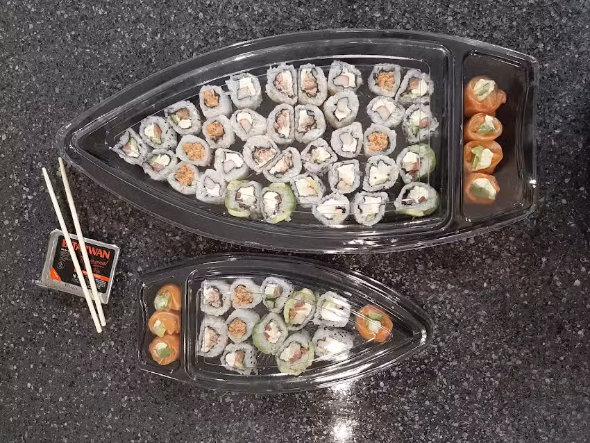 Ukiyo Sushi Rold&aacute;n